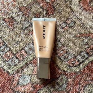 Merit - The Uniform - Shade 20